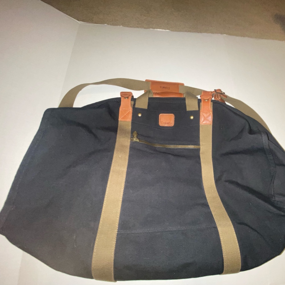 DAKOTA CANVAS & LEATHER LARGE DUFFEL BAG BLACK & TAN
